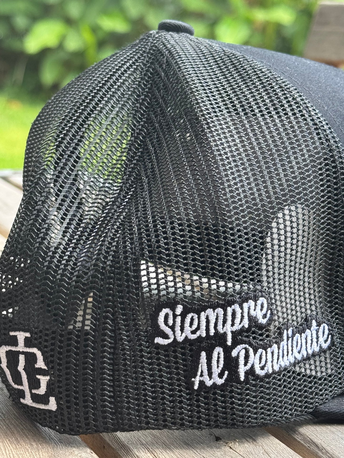LOST CALF Stitch Hat Siempre Al Pendiente