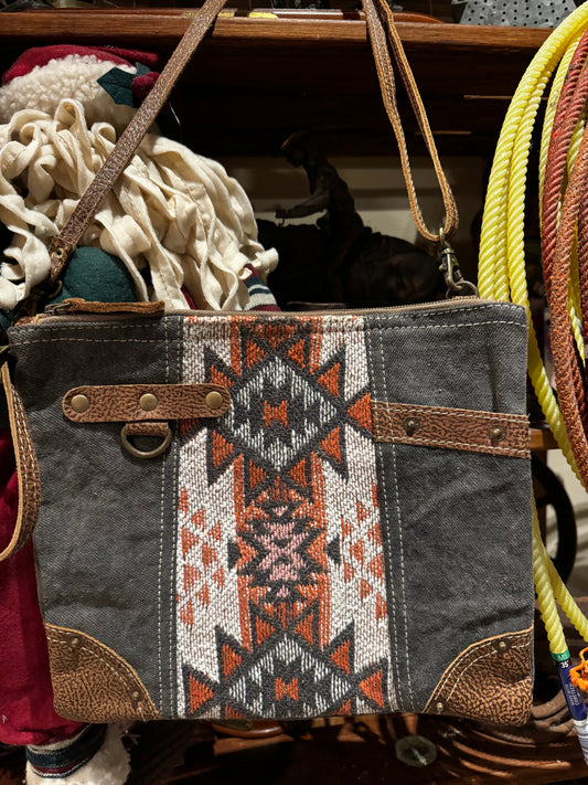 Diego Sarape Cross body
