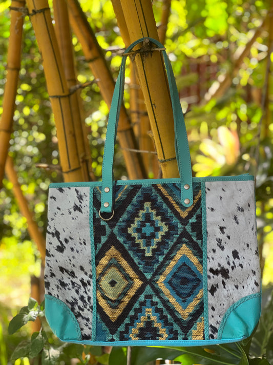 Tonga Ridge Tote Bag in Turquoise